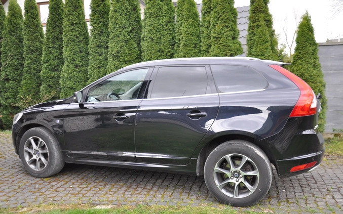 Volvo XC 60 cena 58999 przebieg: 195000, rok produkcji 2015 z Władysławowo małe 781